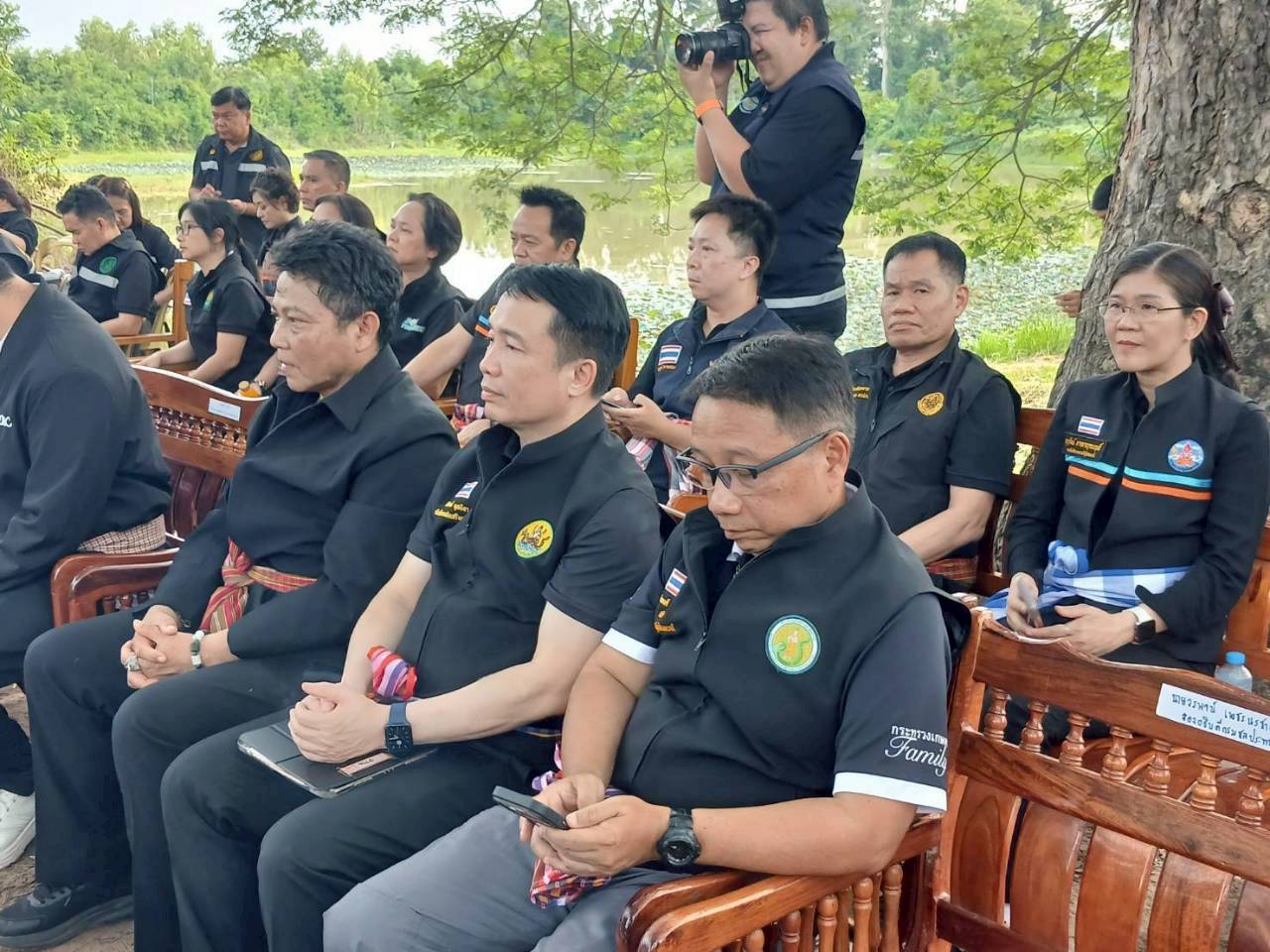 title - ส.ป.ก. ร่วมติดตามรัฐมนตรีช่วยว่าการกระทรวงเกษตรและสหกรณ์ (นางสาวปิยะรัฐชย์ ติยะไพรัช) และคณะ ลงพื้นที่ตรวจราชการในพื้นที่จังหวัดร้อยเอ็ด